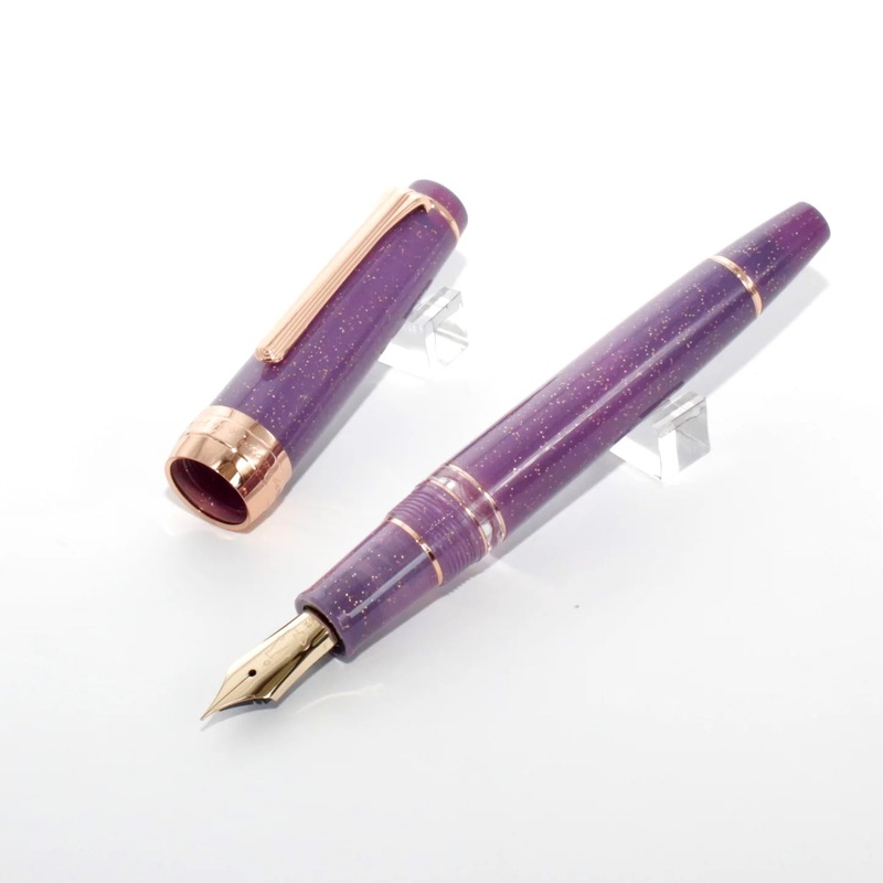 Tipsy Mood Realo 18k Gold Nib Fine