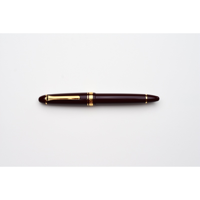 Sailor 1911 Large – Maroon/Gold Trim Medium