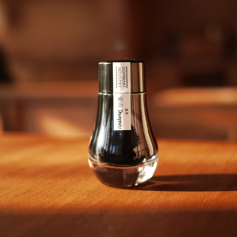 DOMINANT, Ink Bottle – Standard DOWNPOUR 25ml.