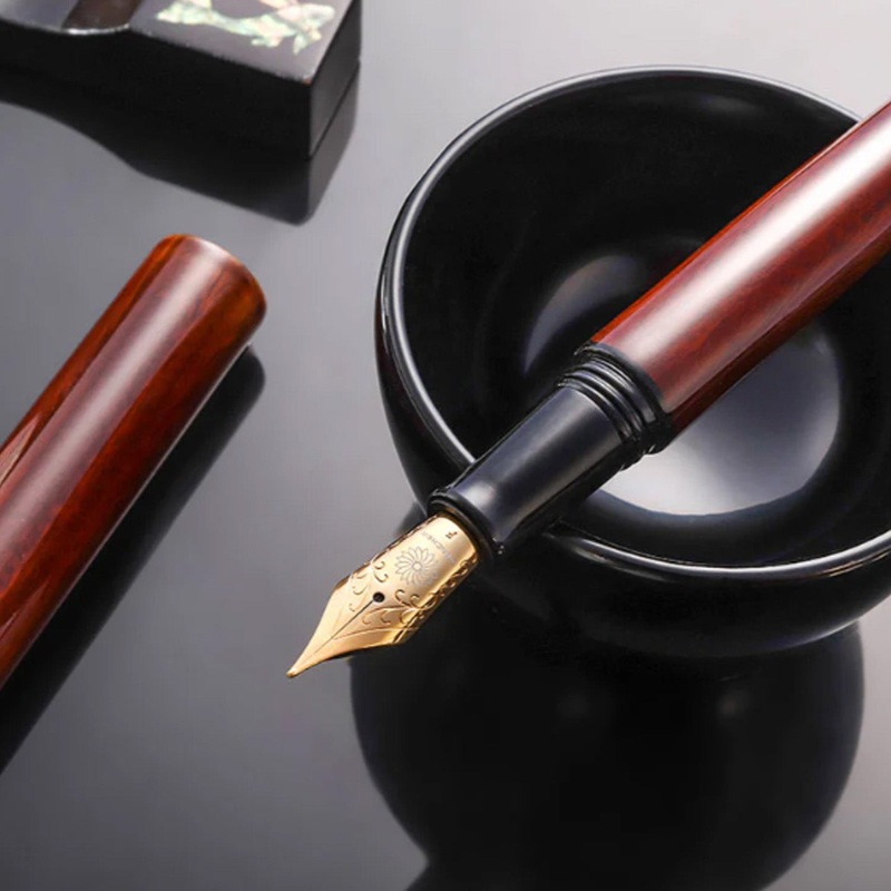 Wancher Sekai Aizu Urushi Fountain Pen – Verawood CT Extra Fine