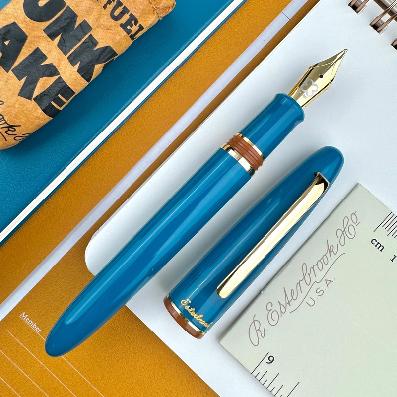 Esterbrook Estie Fountain Pen – Back to the Land – Funky Lake – Gold Trim Extra Fine