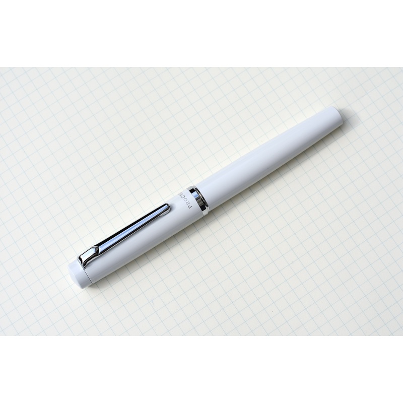 Platinum Procyon – Porcelain White Fine