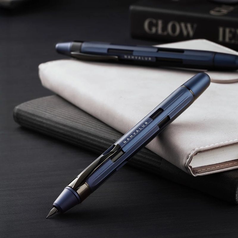 Nahvalur (Narhwal) Eclipse Fountain Pen Cobalt Black Fine