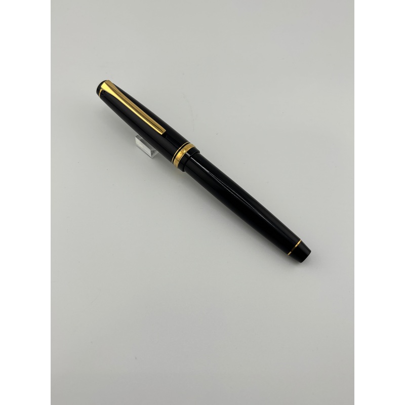 Pilot Falcon Black Soft/ Medium Gold nib 14k – Fountain Pen