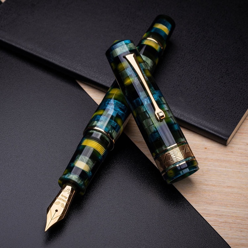Leonardo Mosaico Fountain Pen in Baobab Stainless Steel Gold Extra Fine