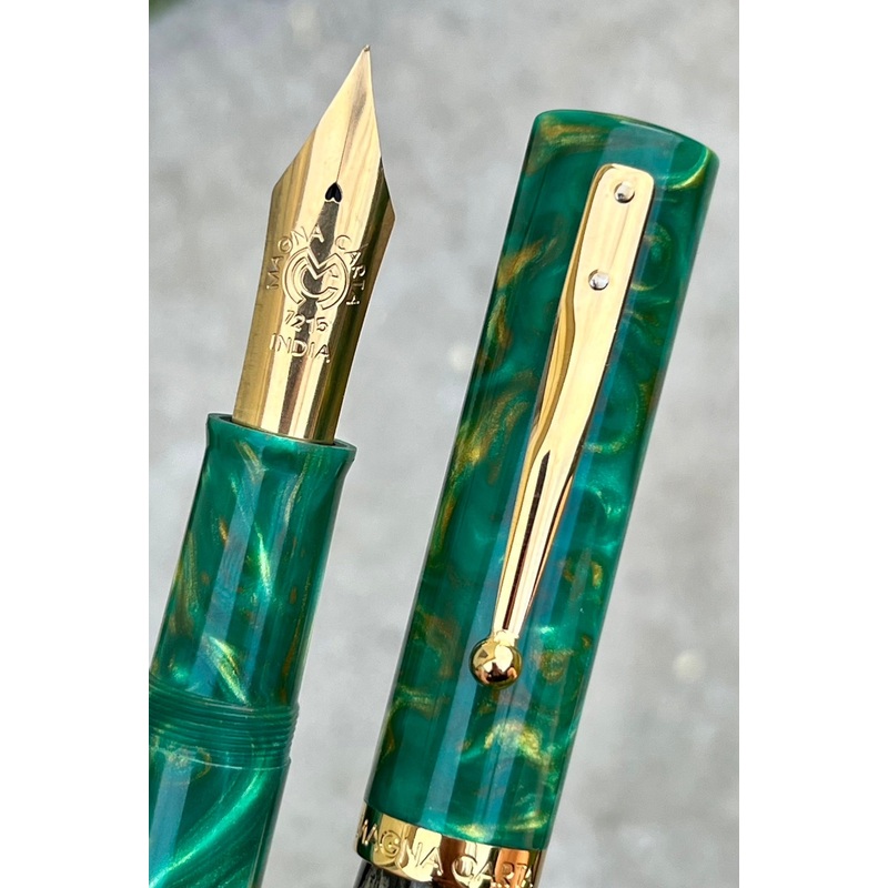 Magna Carta Mag 1000 Oversized Fountain Pen 12