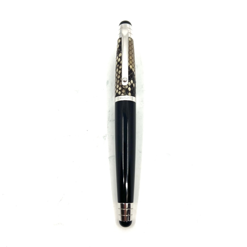 Signum (Italy) Nova Python – Black/Beige/Ivory Python Skin Fountain Pen