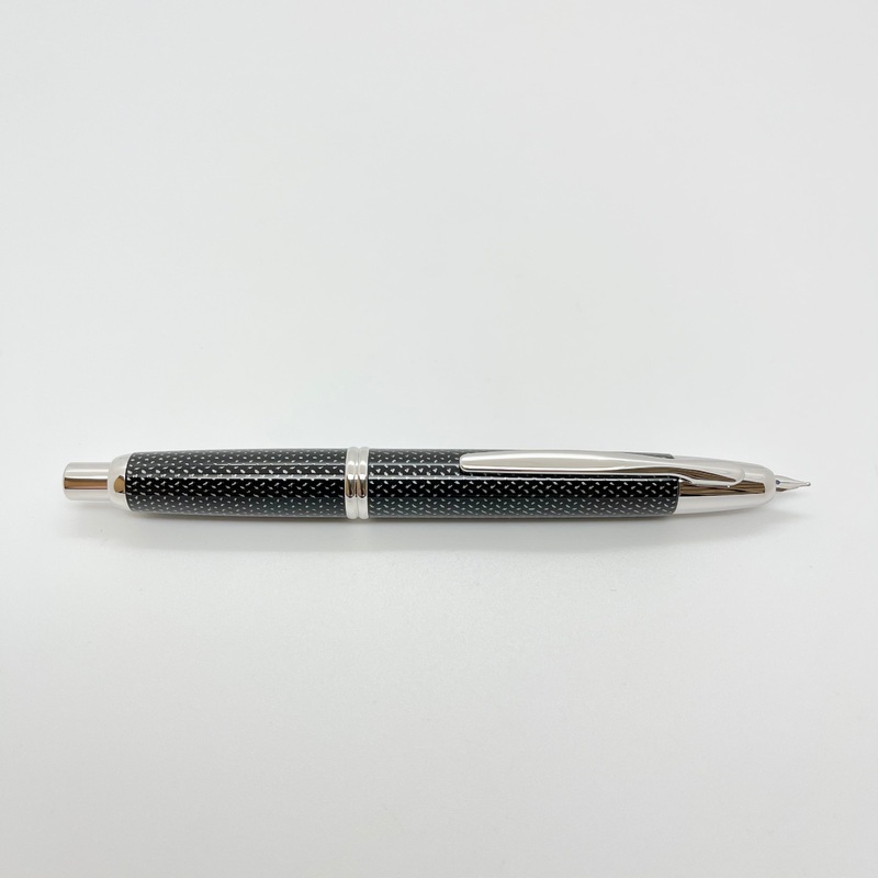 Pilot Vanishing Point Fountain Pen Black Carbonesque Medium