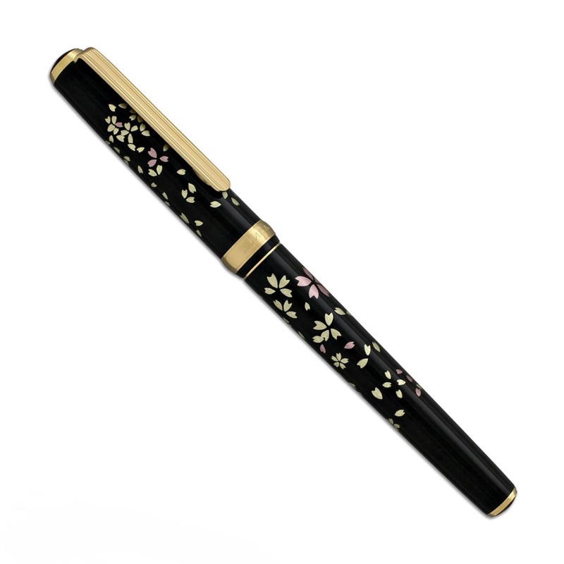 Platinum Classic Maki-E Kanazawa Leaf Fountain Pen – Cherry Blossoms Fine