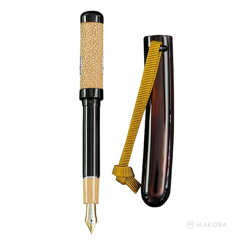 Taccia Tanto Limited Edition Fountain Pen, Samekawa (Desert Sand) – 14K Gold Nib Extra Fine