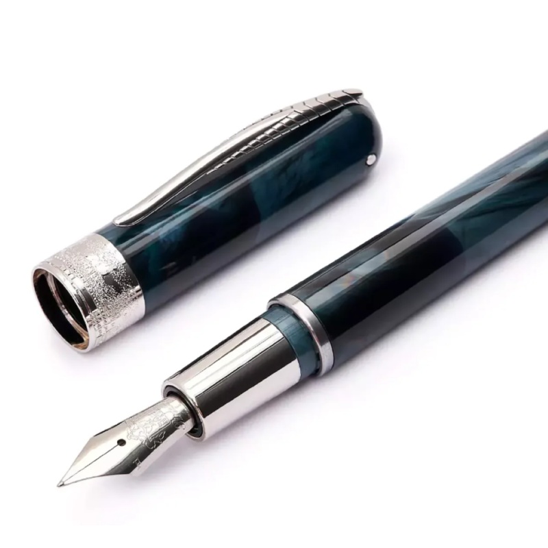 Pineider Avatar Compact Mini Fountain Pen, Imperial Green Fine