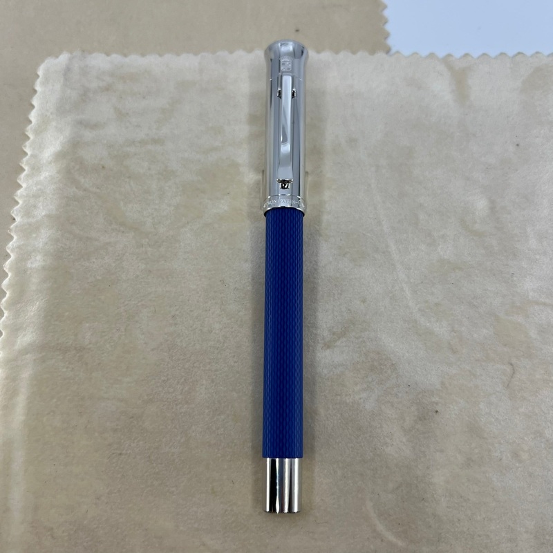 Graf Von Faber Castell Blue Resin Guilloche Fountain Pen  – Fine 18 Kt Gold Nib