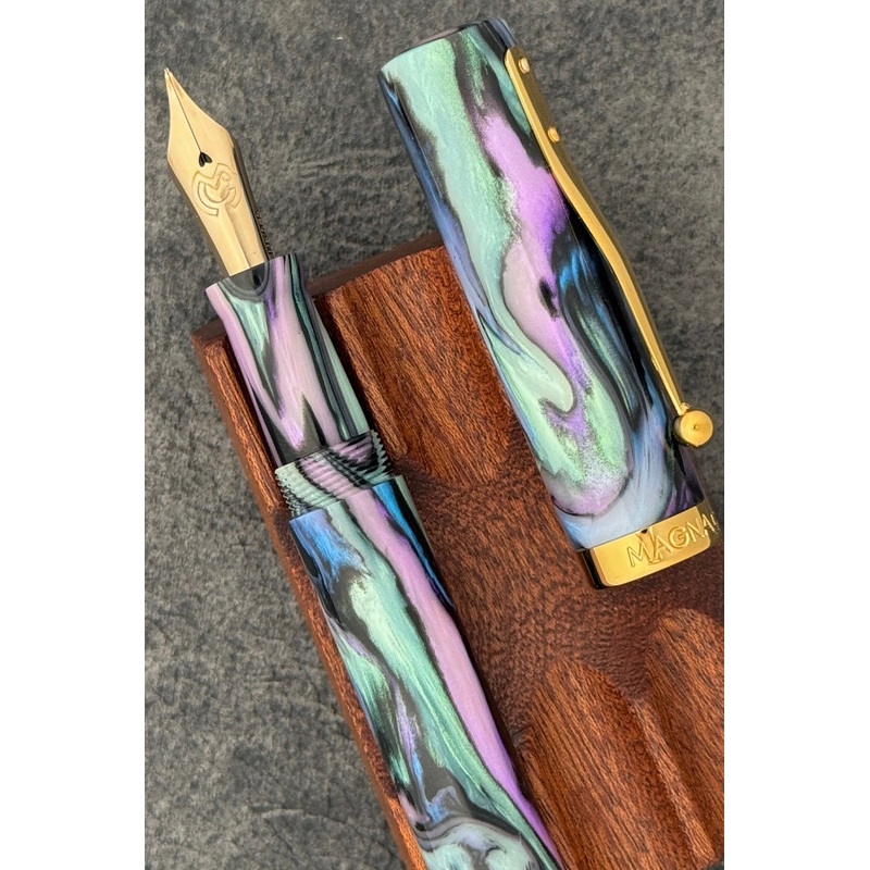 Magna Carta Mag 600 Fountain Pen True Flex Nib 17