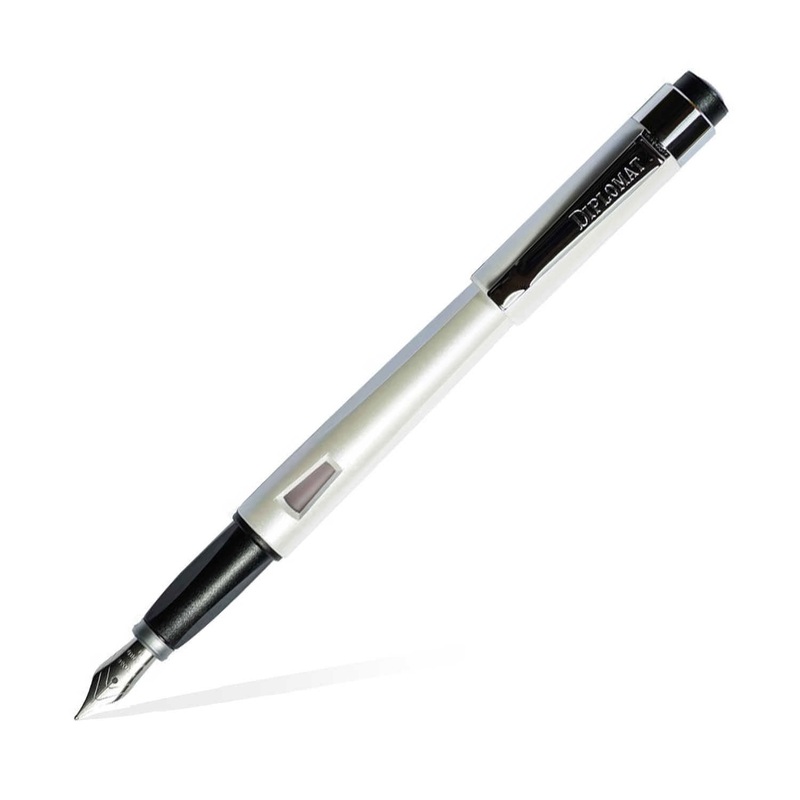 Diplomat Magnum Fountain Pen – Pearl White