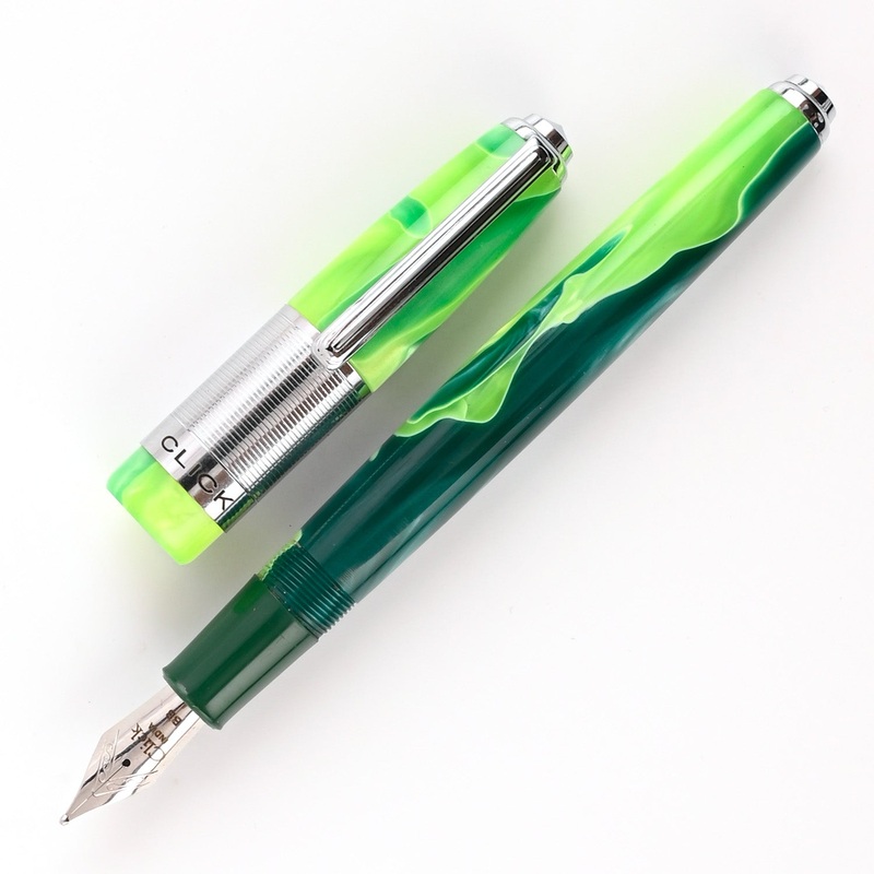 Click Retro Acrylic Fountain Pen – Green CT